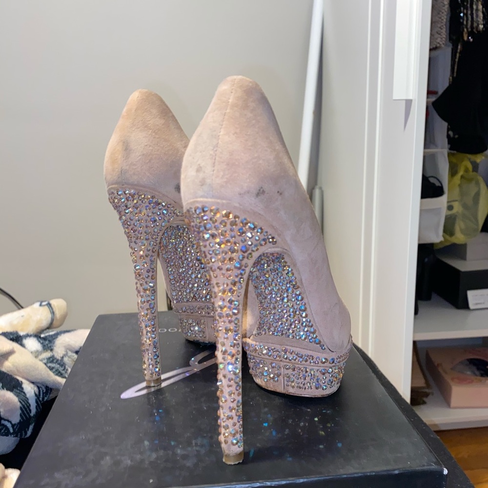 Brian Atwood pumps